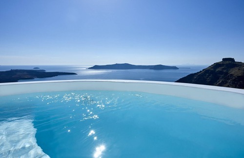 Firostefani Villa | Villa de lujo de 3 dormitorios en la caldera en Santorini