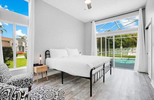Kissimmee Casa | Luxury Villa Near Disney I Fully Renovated