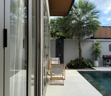 Ban Mut Dok Khao Villa | Luxury Villa Phuket