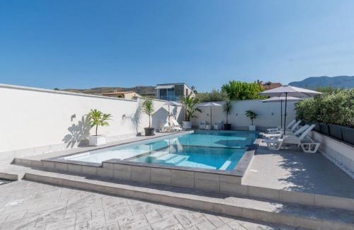 Trabia Villa | Luxury Villa Sicula Trabia