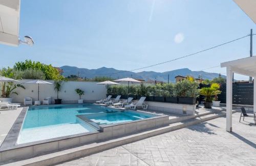 Trabia Villa | Luxury Villa Sicula Trabia