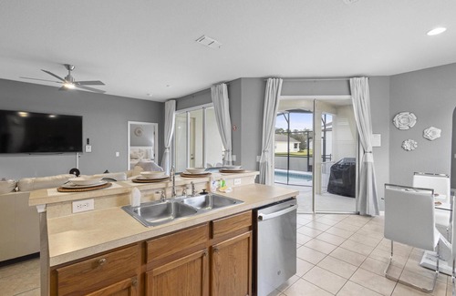 Trafalgar Village Villa | Lux 4BRVilla w/ Hot Tub&Grill -Private Heated Pool
