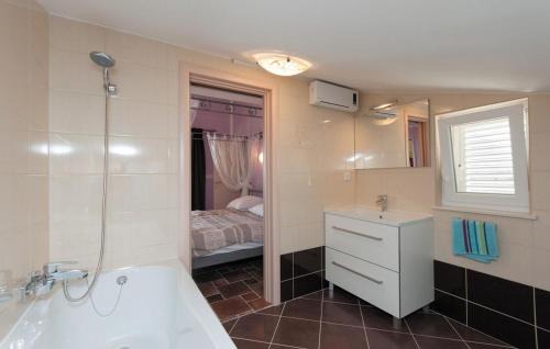 Rab Town Villa | Luxury villa with a swimming pool Supetarska Draga - Gonar, Rab - 15575