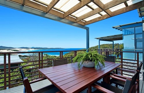 Boat Harbour Villa | Luxury villa with amazing Ocean Views, Pool & Spa