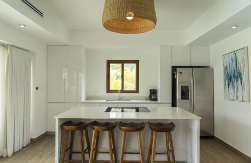 Monterrico Villa | Luxury Villa with Direct Pool Entry