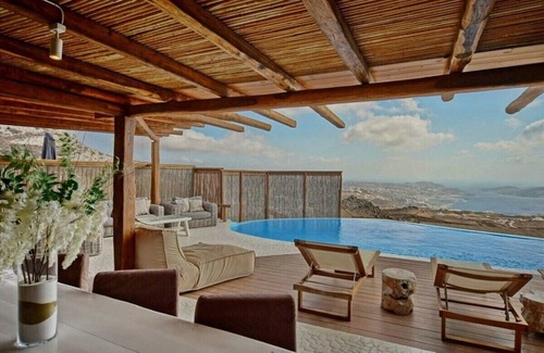 Faros Armenistis Casa | Luxury Villa with Infinity Pool and Helipad