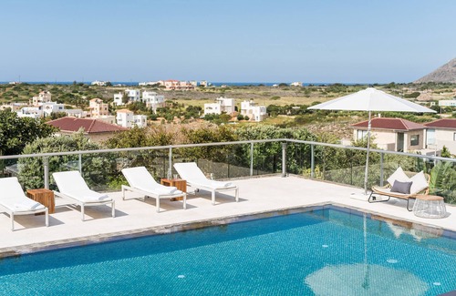 Tersanas Villa | Luxury villa with private swimming pool, family friendly