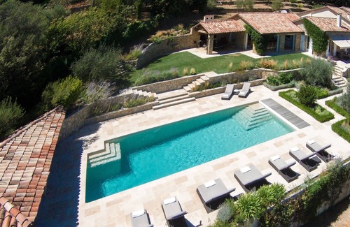 Le Rouret Villa | Villa de lujo con impresionantes vistas al mar en zona tranquila.