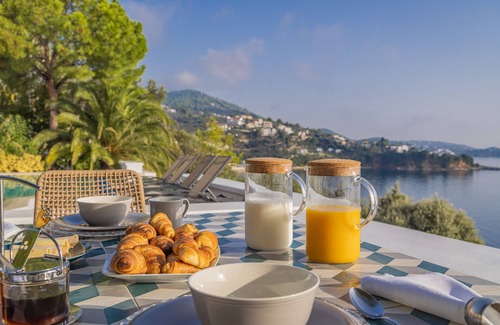 Achladies Villa | Luxury Villas Skiathos