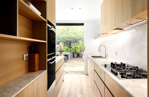 South Yarra Casa | Luxury Villas Sorrento House (With Car Parking)