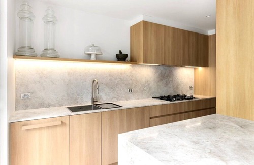 South Yarra Casa | Luxury Villas Sorrento House (With Car Parking)