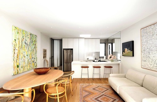 Middle Park Casa | Luxury Villas The Village House (Walk to the beach)