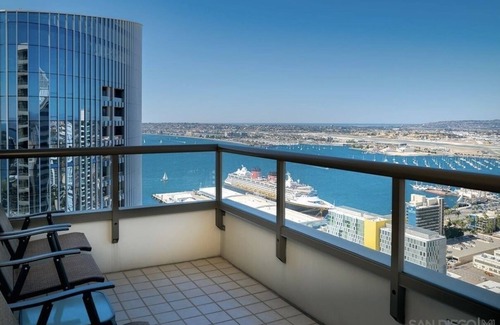 Columbia Condominio | Luxury Waterfront High-Rise in Downtown San Diego Condo