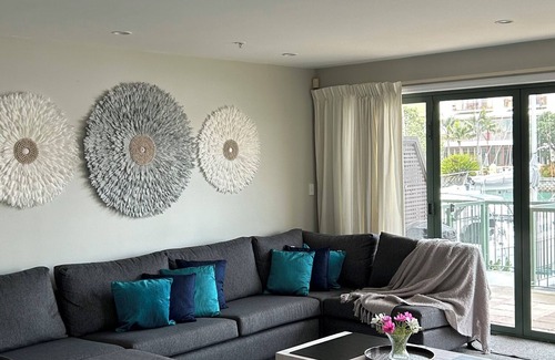 Gulf Harbour Apartamento | Luxury Waterfront Escape - Stunning Marina Views
