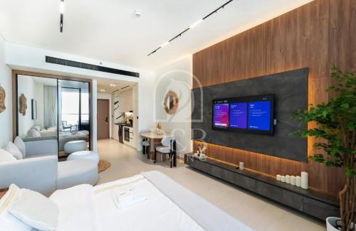 Madinat Zayed Apartamento | Luxury Waterfront Studio in Business Bay with Private Pool Trillionaire Residences by PNB Living