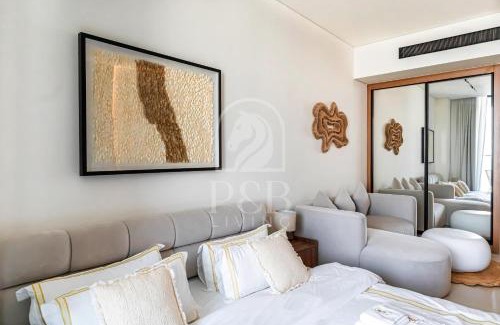 Madinat Zayed Apartamento | Luxury Waterfront Studio in Business Bay with Private Pool Trillionaire Residences by PNB Living