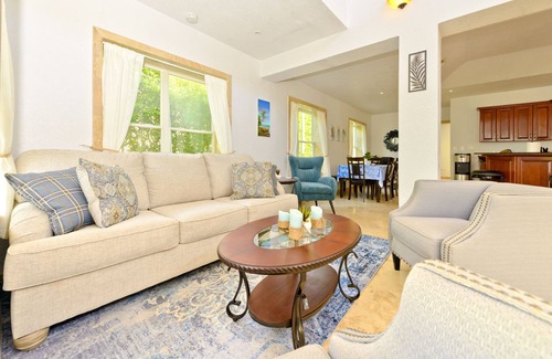 Placencia Villa | Luxury Waterfront Home + RESORT ACCESS! No sargassum!