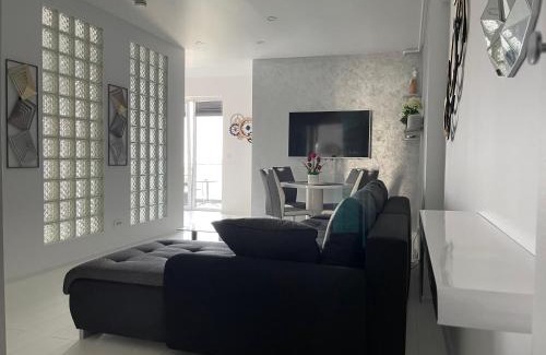 Militari Apartamento | Luxury Westpark 2-Room Apartment Lakeview W5