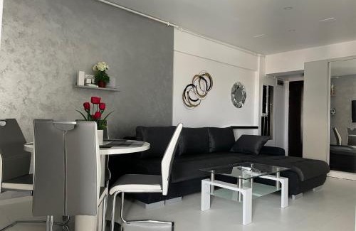 Militari Apartamento | Luxury Westpark 2-Room Apartment Lakeview W5