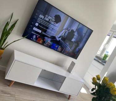 Radom Apartamento | LUXURY WHITE APARTMENT by Marta