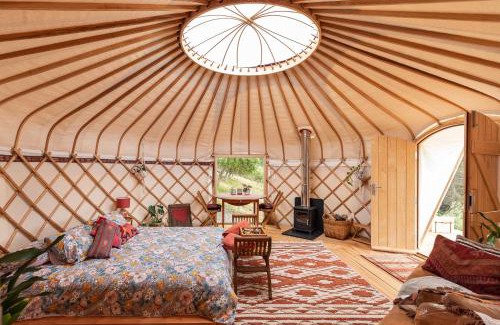 Adventure Bay Otro | Luxury yurt glamping at Littlegrove