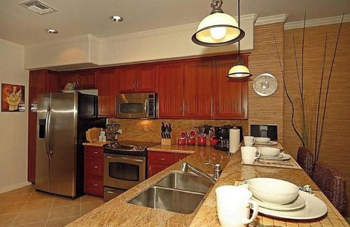 Waikoloa Condominio | Luxury Zen Polynesian Penthouse & Gold Member Golf Privileges Option