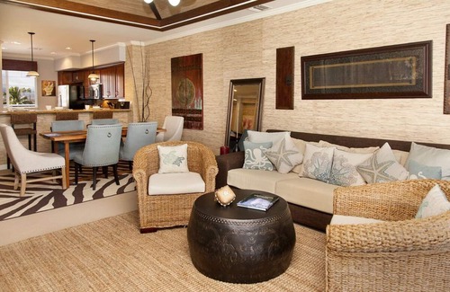 Waikoloa Condominio | Luxury Zen Polynesian Penthouse & Gold Member Golf Privileges Option