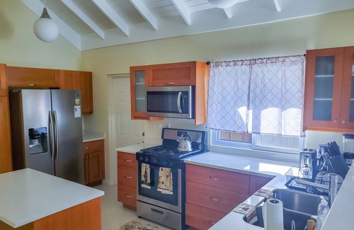 St. Ann's Bay Casa | Ocho Rios LuxuryCrest Villa / Alquiler de coches / Recogidas en el aeropuerto