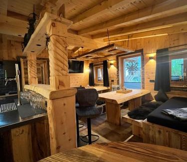 Ramsau im Zillertal Apartamento | Luxus Apartment Nina mit Zirbenhütte