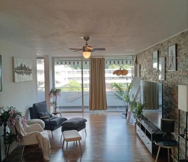 Rhein-Erft-Kreis District Apartamento | Luxus Business Apt mit Badewanne Balkon und Tiefgaragenstellplatz