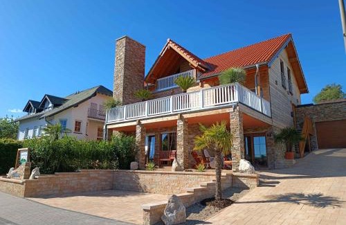 Schalkenmehren Apartamento | Luxus Ferienwohnung Chalet Seenähe