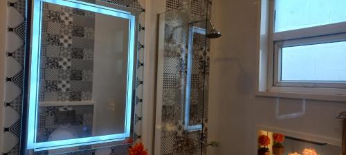 Lahore Casa | Luxus Gold Villa DHA Near Airport & Raya