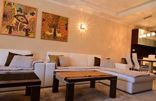 Strbske Pleso Apartamento | Luxusný apartmán v Hoteli Panorama s výhľadom na hory