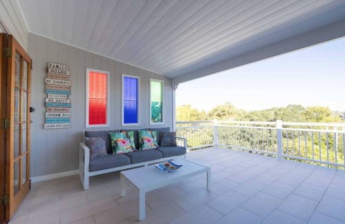 West End Casa | Luxxe West End 5B3B + Parking+HomePod Music System
