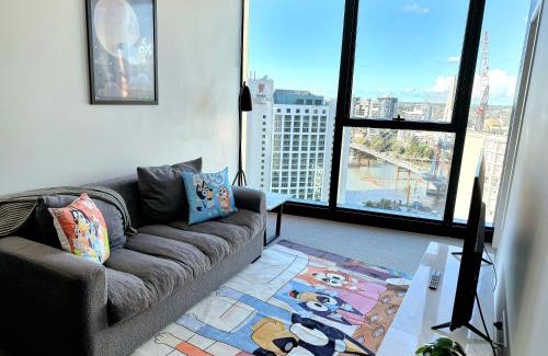 Brisbane Central Business District Apartamento | Lvl 24 Bluey Themed family apartment in the heart of CBD by Stylish Stays