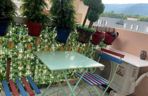 Aix-les-Bains City Center Apartamento | LX136 Studio cosy avec balcon & montagne - Central