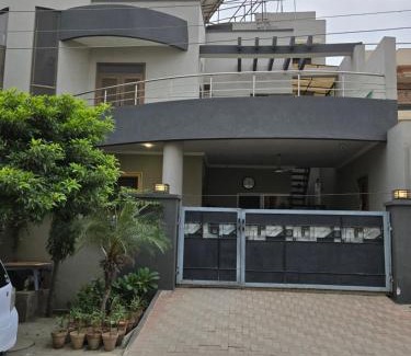 Faisalabad Casa | Lyallpur Home Stay