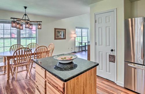 Hickman Casa | Lyles Peaceful Creekside Home: Hot Tub & Fire Pit