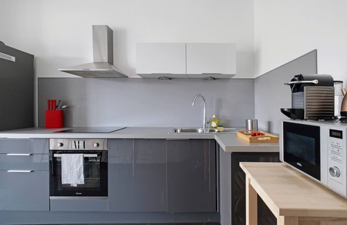 6th Arrondissement Apartamento | Lyon Cite-La suite Passerelle avec balcon-Caluire