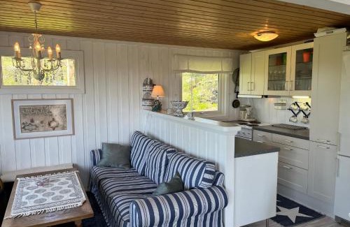 Fredrikstad Casa | Lys og koselig hytte med flott utsikt og masse sol