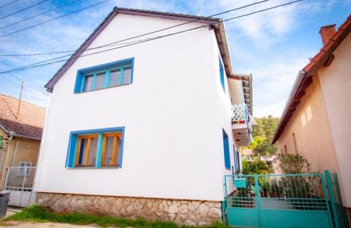 Zebegeny Casa | Mákvirág Vendégház