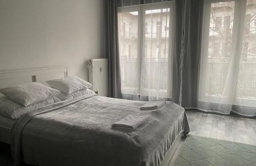 Jozsefvaros Apartamento | Márton Residence with FREE PARKING