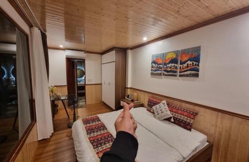 Meo Vac Casa | Mèo Vạc Beehive House