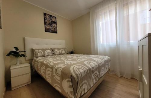 Los Corrales de Buelna Apartamento | Mély Apartment