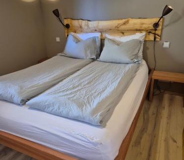 Vallanes Casa | Móðir Jörð Organic Farm Guesthouse in Vallanes