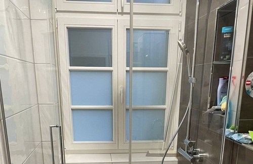 Gross Buchholz Condominio | Möblierte Luxuswohnung mit Kamin in Vahrenwald/list!