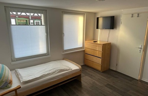 Norten-Hardenberg Casa | Möblierte Monteurzimmer, Ferienwohnung, Haus, Wohnung für 10 Personen