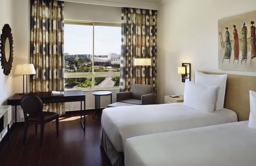 Victoria Borg Hotel | Mövenpick Ambassador Hotel Accra