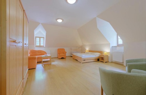 Cerveny Klastor Casa | Múzeum Červený Kláštor