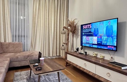 Bagcilar Apartamento | Mükemmel konumda ultra lüks mobilyalı daire